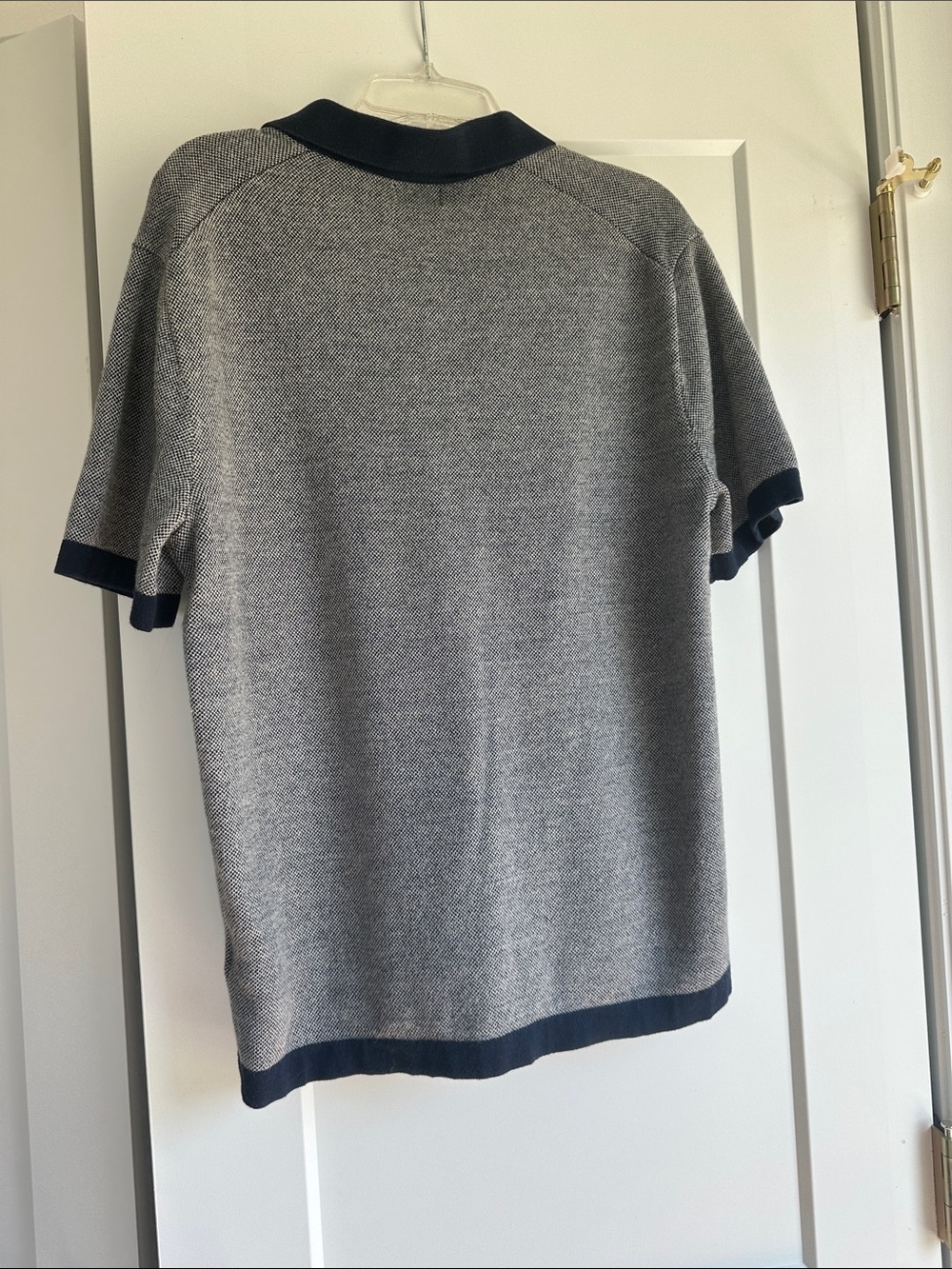 J. Crew Men’s V-Neck Short-Sleeve Sweater in Gray and Navy Trim - Picture 2 of 2